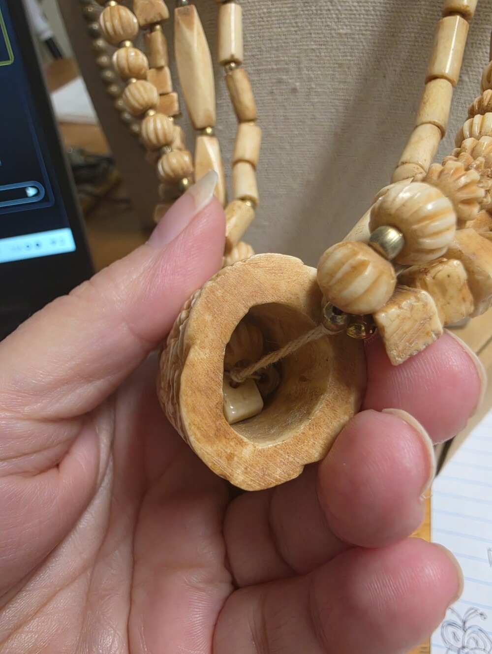 Vintage Hand-Carved Ox Bone 4 Strand Ethnic Boho Statement Necklace - Picture 5 of 8
